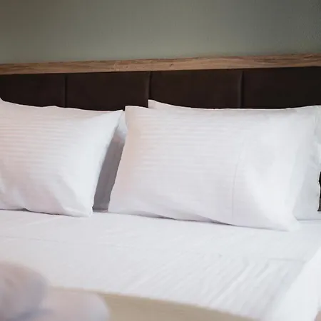 Nyaraló Latus Potósz